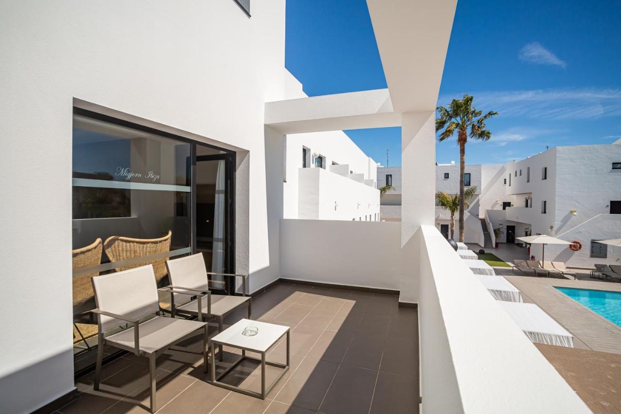Migjorn Ibiza Suites & Spa Playa d'en Bossa Luaran gambar