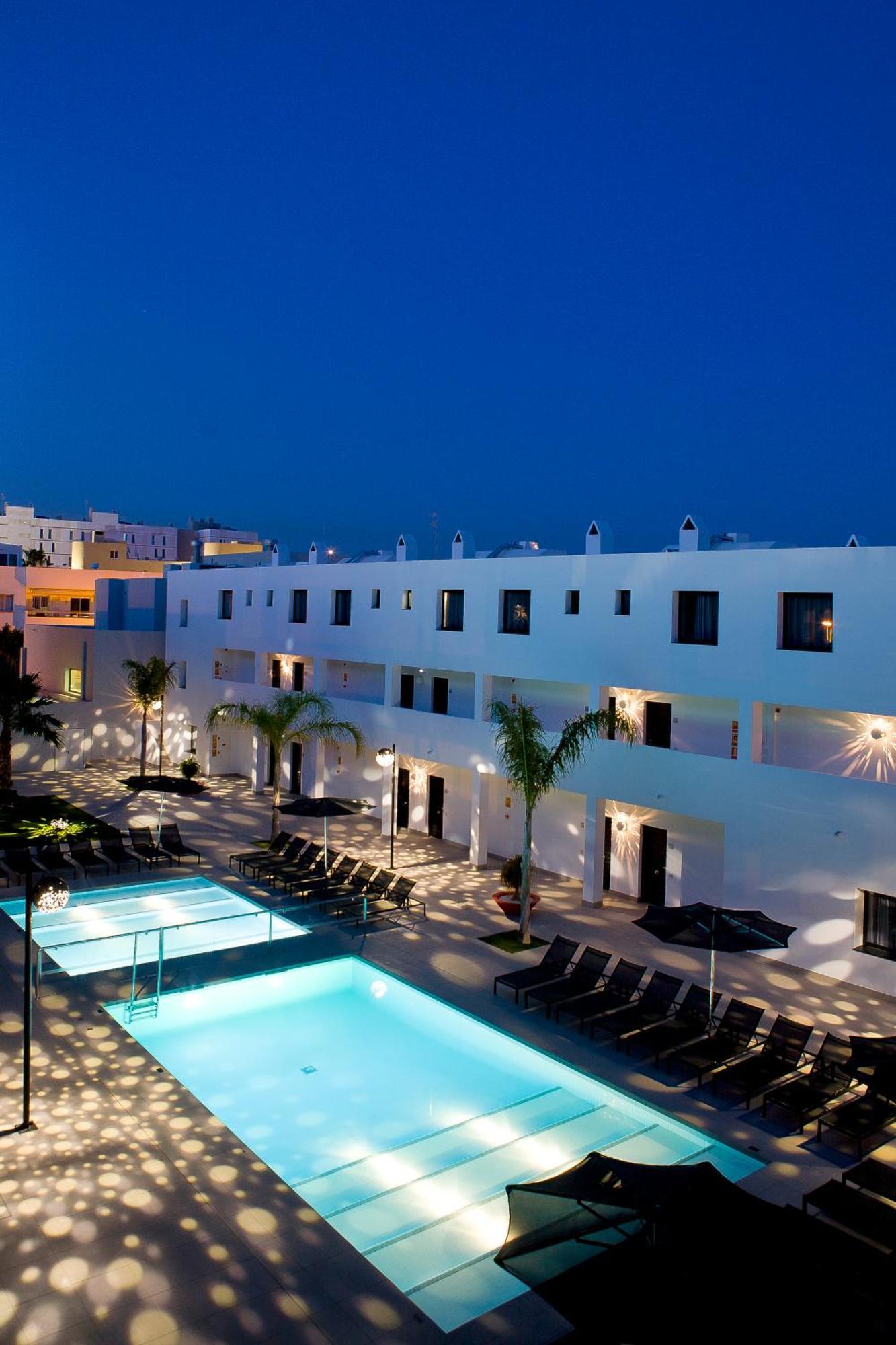 Migjorn Ibiza Suites & Spa Playa d'en Bossa Luaran gambar