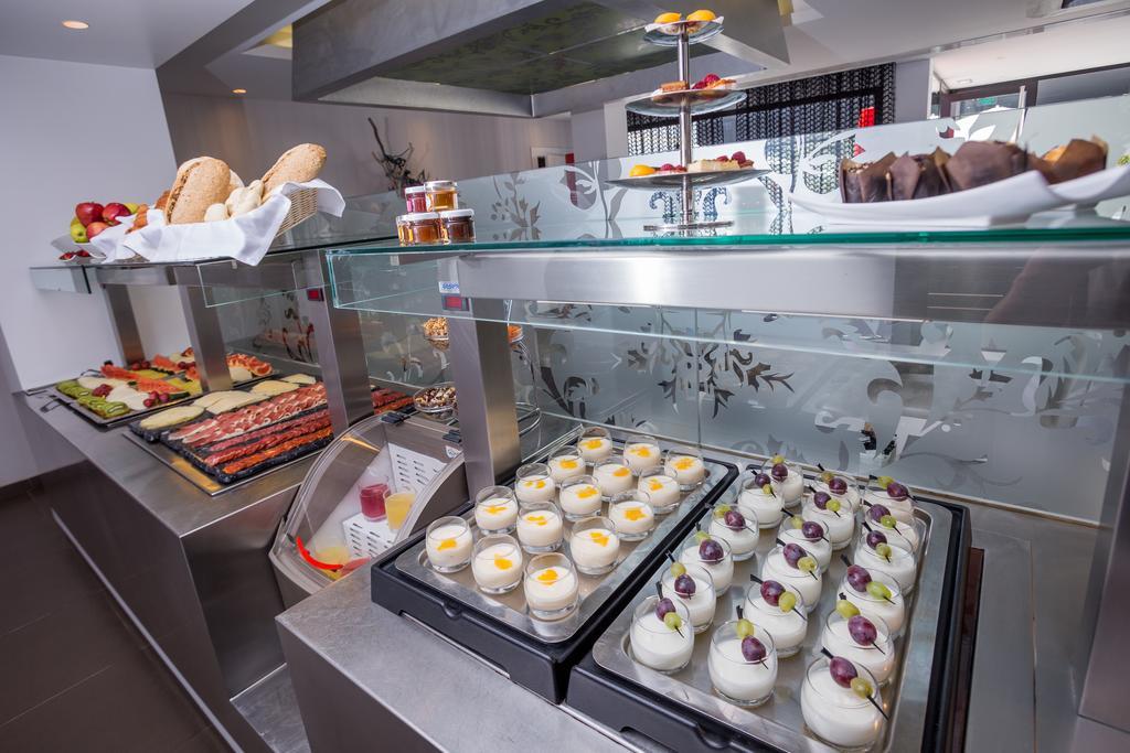 Migjorn Ibiza Suites & Spa Playa d'en Bossa Luaran gambar